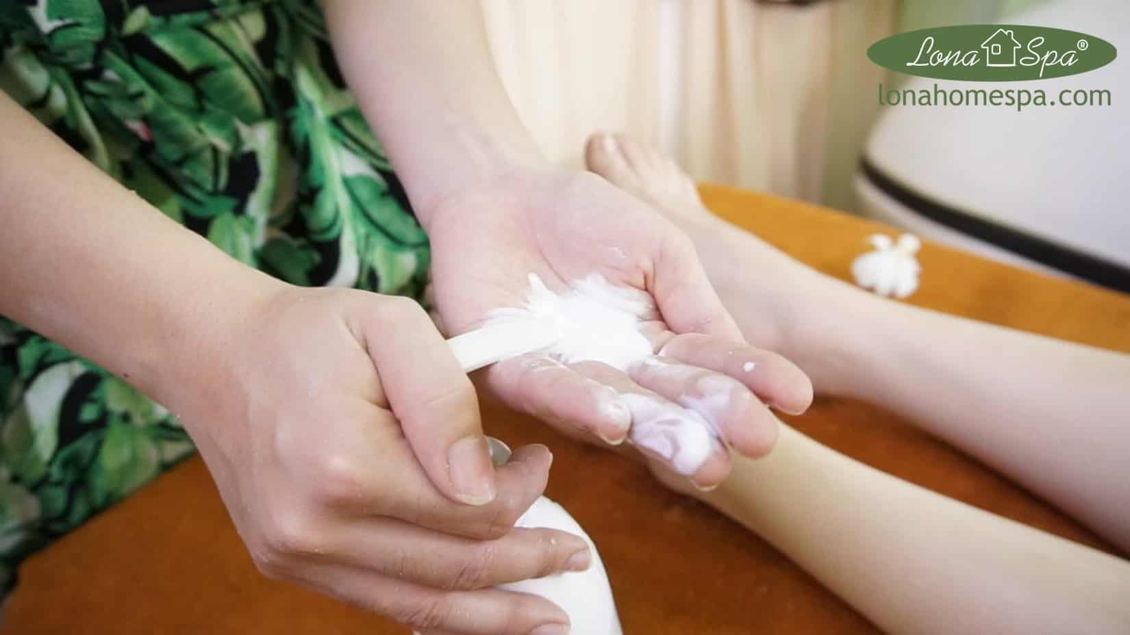 Hình minh họa từ bidameun và Bidameun, biểu tượng của Mỹ phẩm Hàn Quốc trong lĩnh vực Chăm sóc da, với ưu điểm vượt trội của Collagen Booster và Kem chống nắng bảo vệ da.