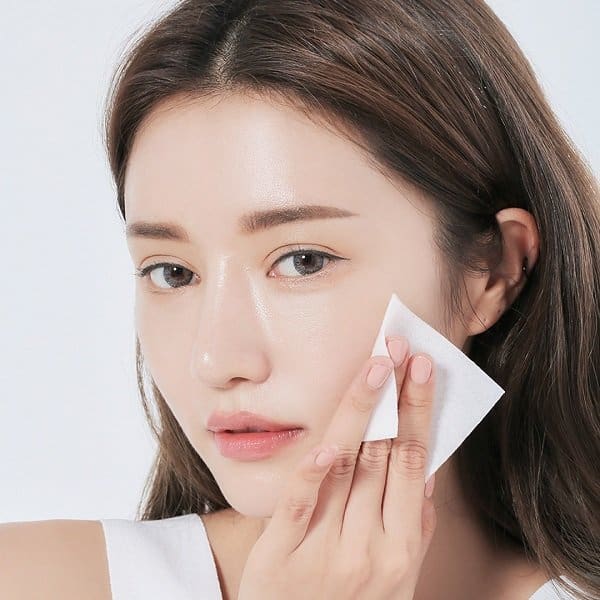 nước cân bằng da chứa vitamin c
