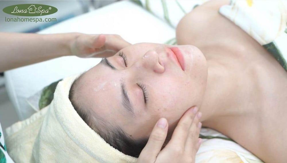 Dưỡng chất siêu cấp nước và trắng sáng da đánh giá sản phẩm