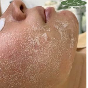 Dưỡng chất siêu cấp nước và trắng sáng da công dụng và cách dùng
