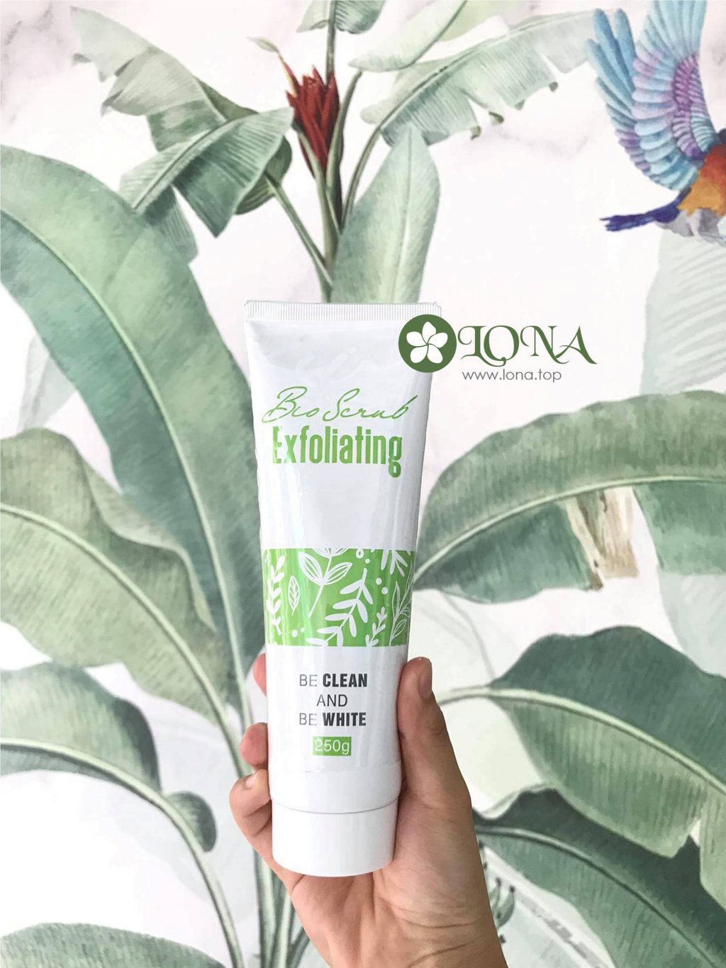 Tẩy tế bào chết trắng da Mediworld Body Bio Scrub Exfoliating 250g