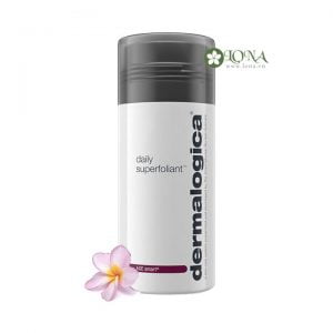 sản phẩm tẩy tế bào chết chứa niacinamide