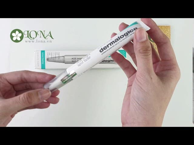 sản phẩm chăm sóc hỗ trợ giảm mụn Dermalogica