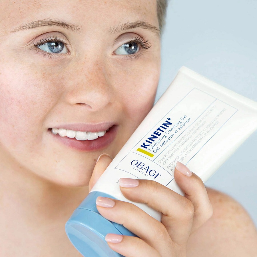 sữa rửa mặt chứa panthenol