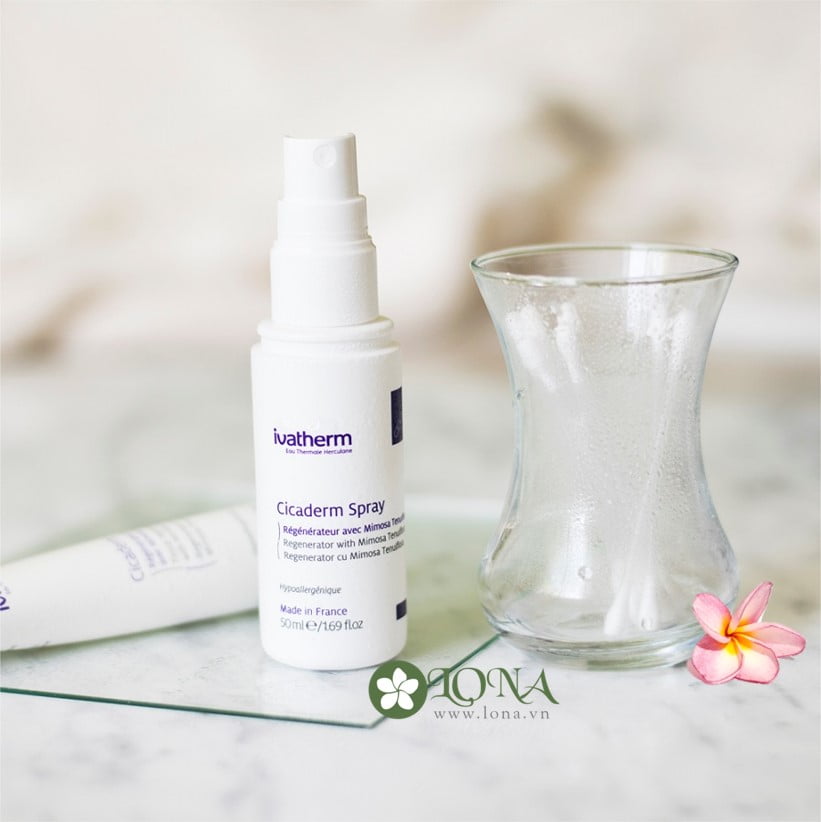Xịt tái tạo da Ivatherm Cicaderm Spray