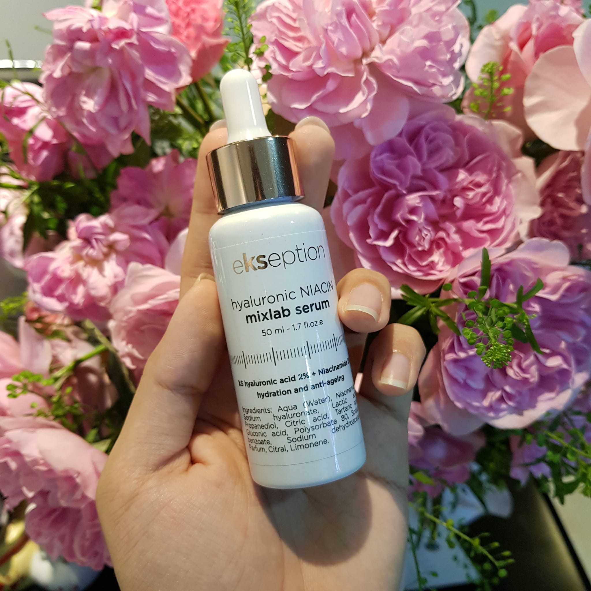 sản phẩm chăm sóc chứa collagen