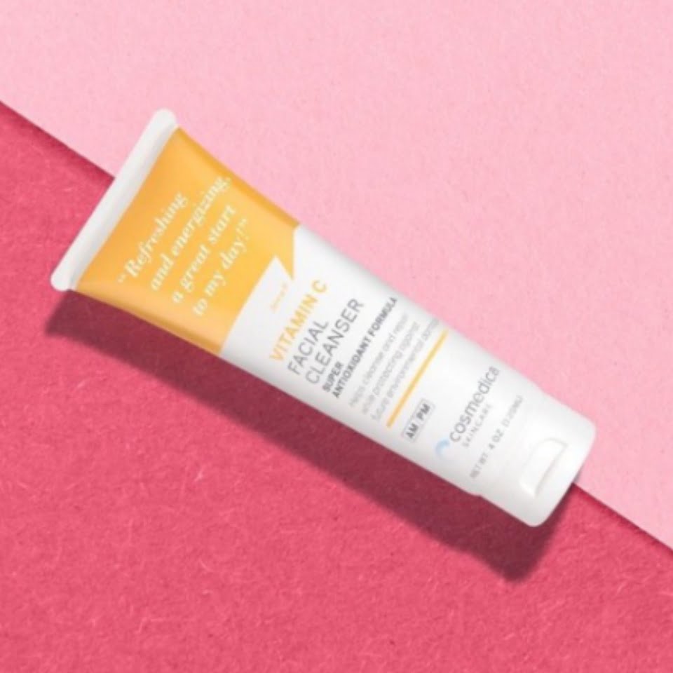 sữa rửa mặt chứa vitamin c