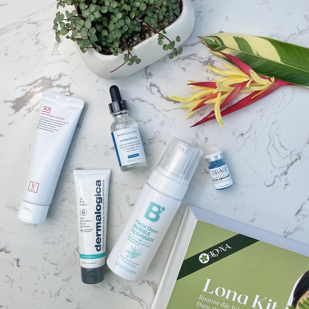 bộ chăm sóc chứa retinol