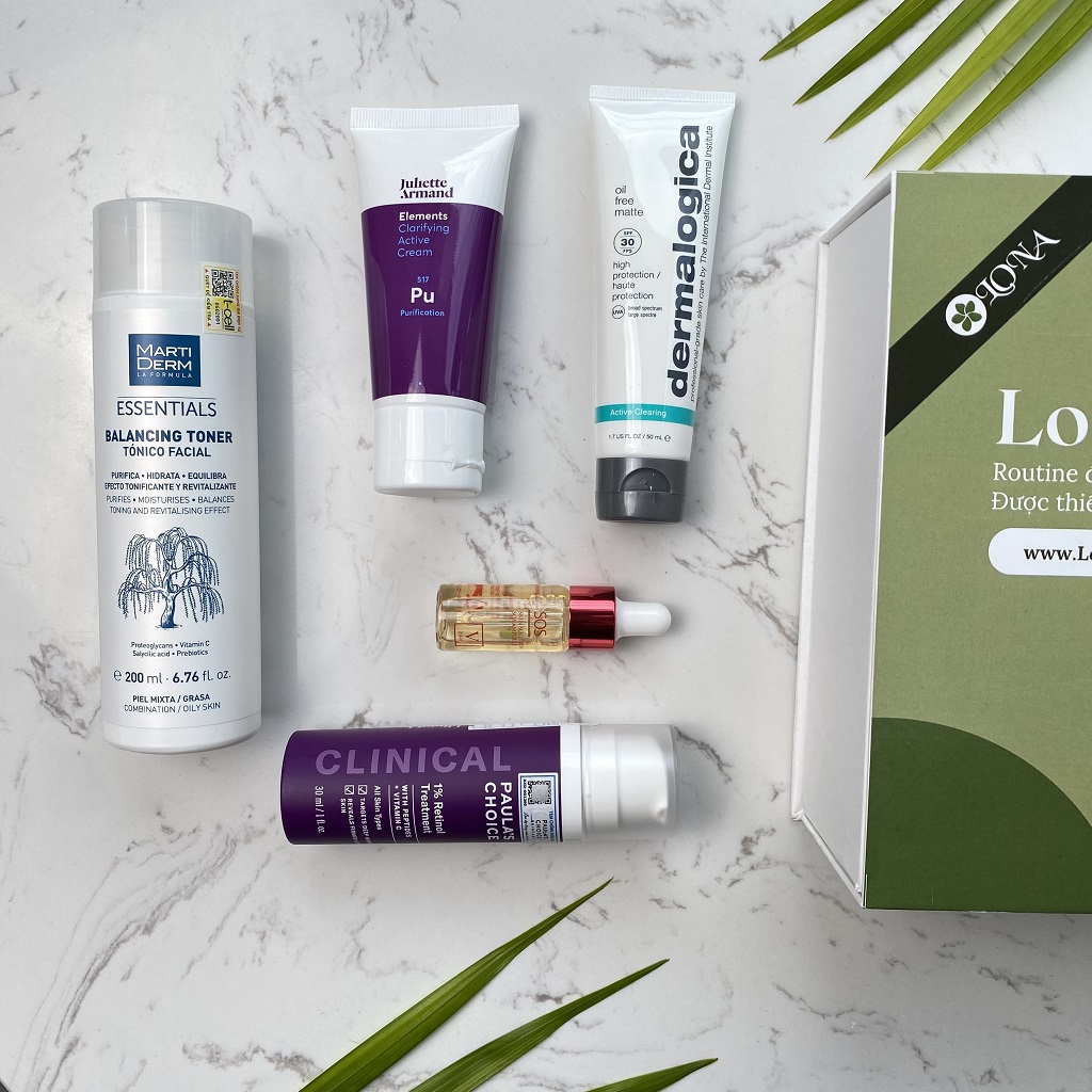 bộ chăm sóc chứa retinol