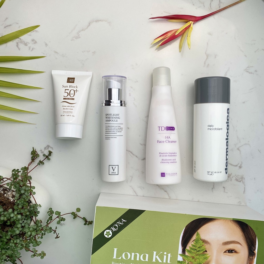 bộ chăm sóc chứa hyaluronic acid