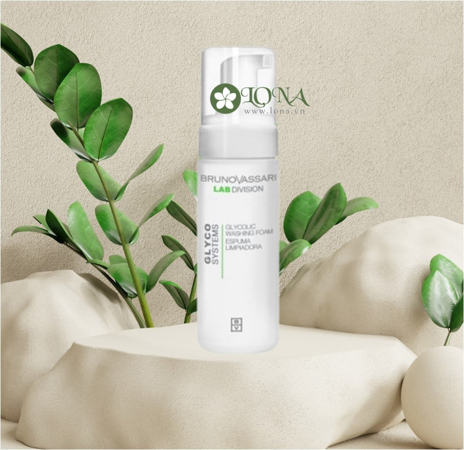 Sữa rửa mặt Bruno Vassari Glycolic Washing Foam  