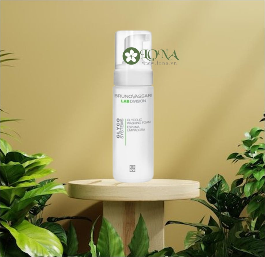 Sữa rửa mặt Bruno Vassari Glycolic Washing Foam  