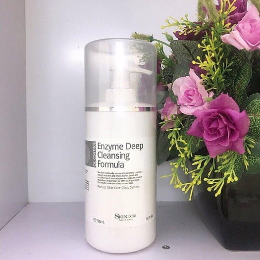 Gel Skindom Enzyme Deep Cleansing Formula  