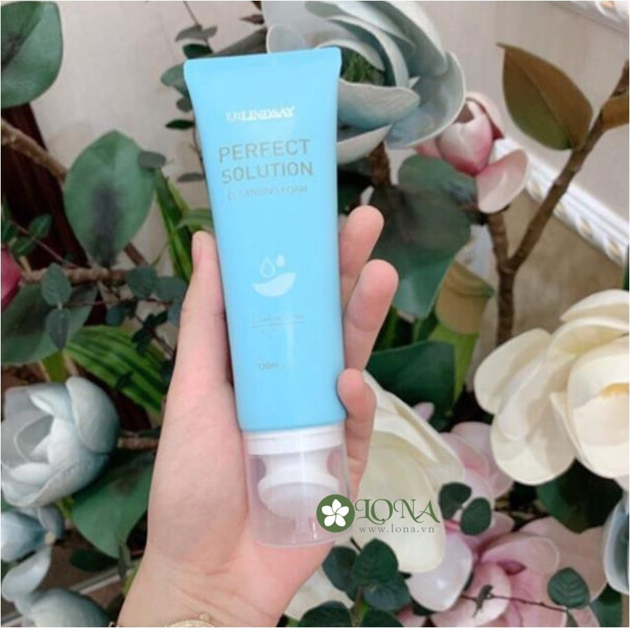 Sữa rửa mặt Lindsay Perfect Solution Cleansing Foam 