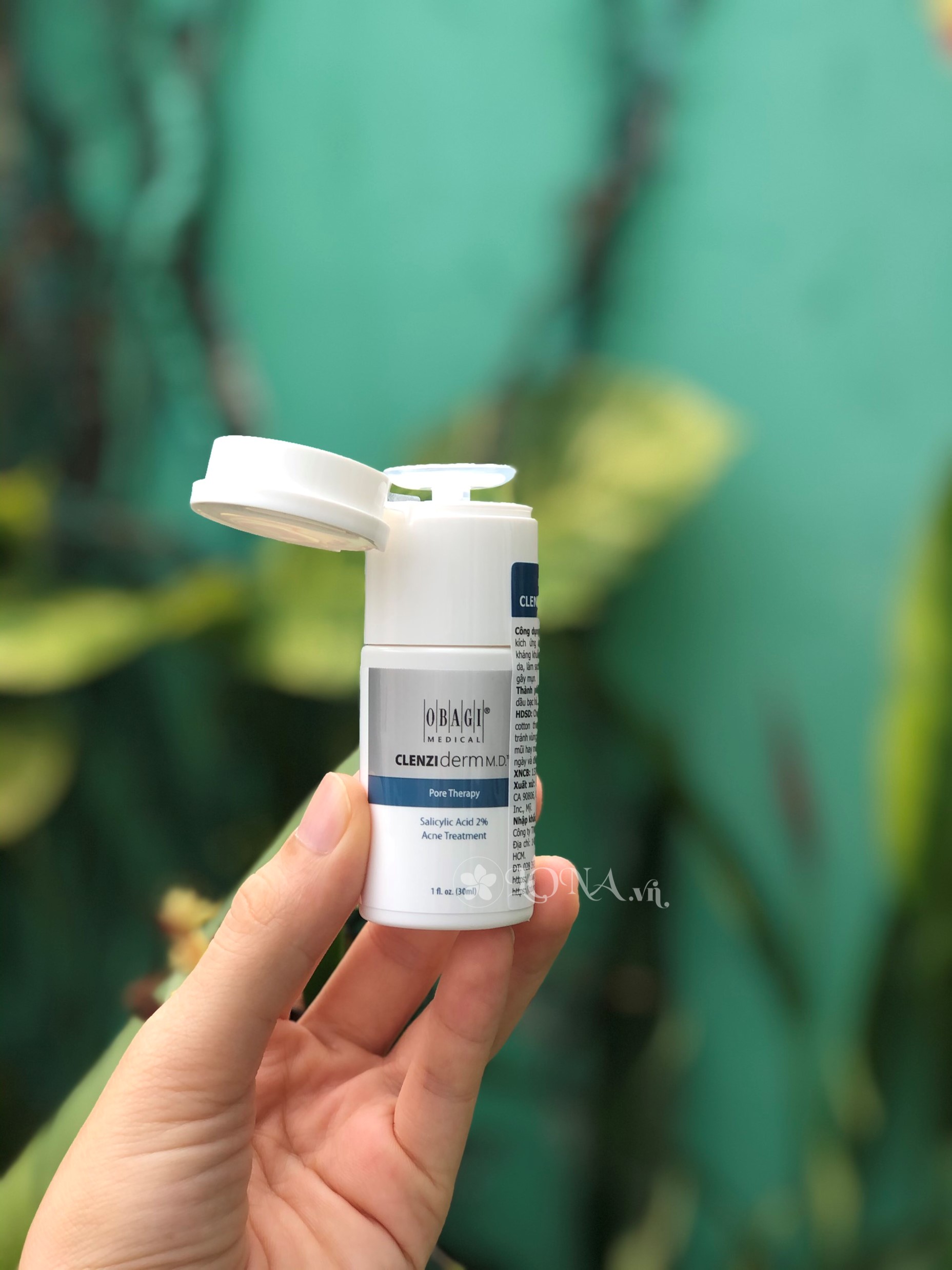 Cách mở nắp chai BHA Obagi mini size
