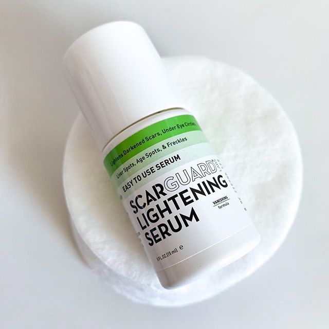 Gel trị sẹo Scarguard Lightening Serum