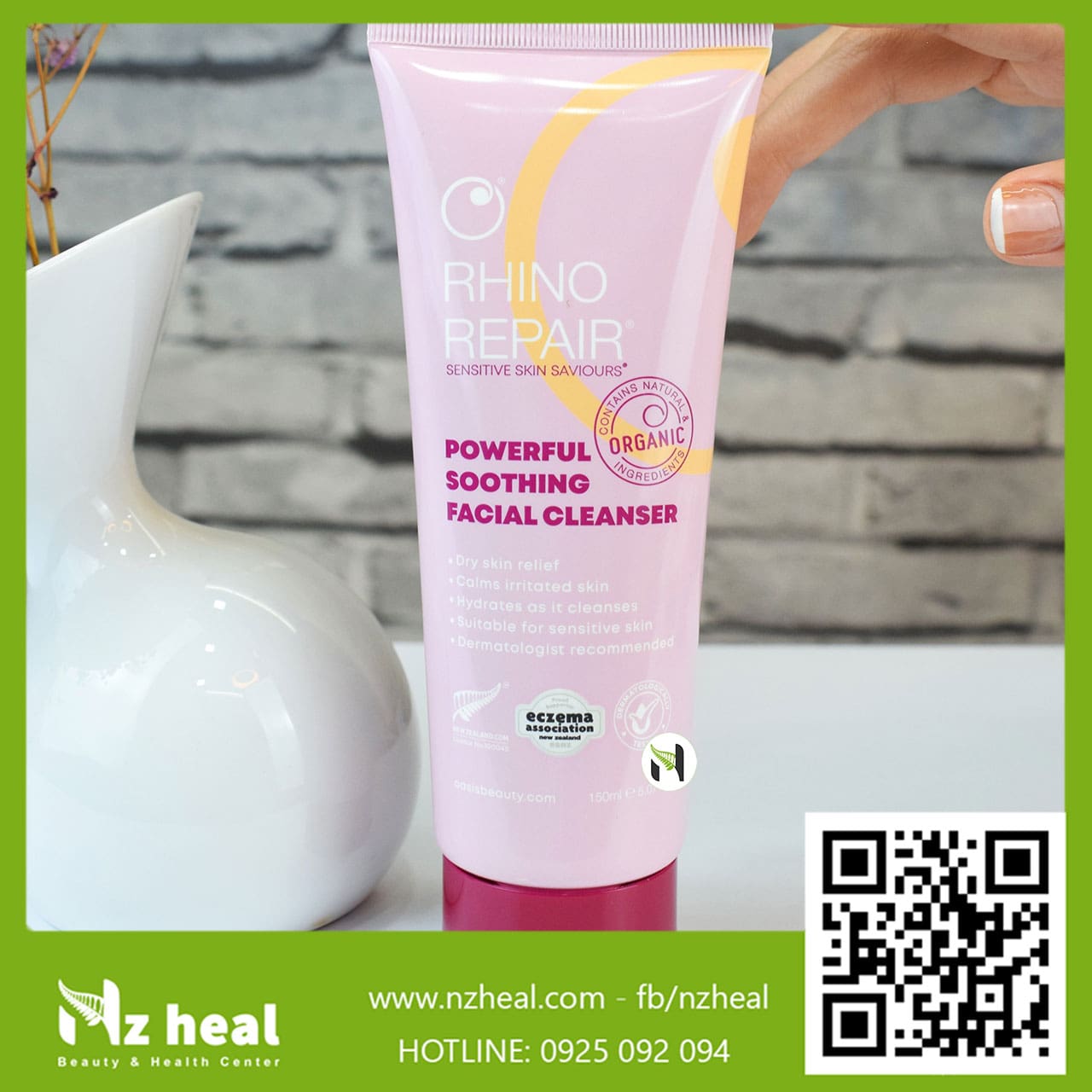 Sữa rửa mặt dưỡng ẩm và phục hồi da Rhino Repair Powerful Soothing Facial Cleanser 150ml