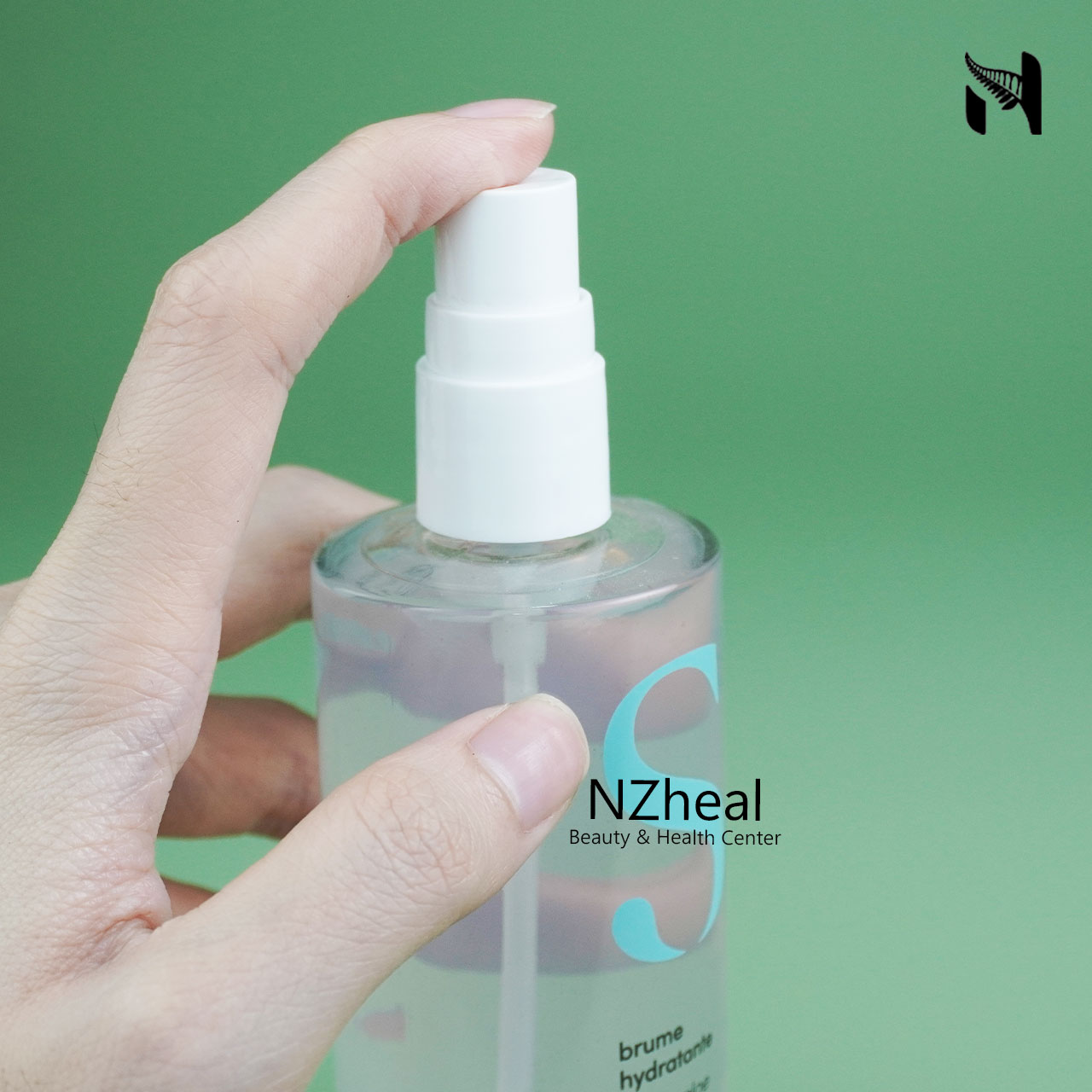 Xịt khoáng dưỡng ẩm Seasonly Moisturising Mist (Brume Hydratante) 100ml