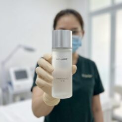 Da khô yếu đang điều trị