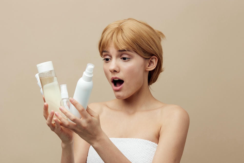 Việc sử dụng toner hiệu quả đòi hỏi cách dùng toner đúng cách nhằm đảm bảo da nhận được dưỡng chất tối ưu từ sản phẩm.