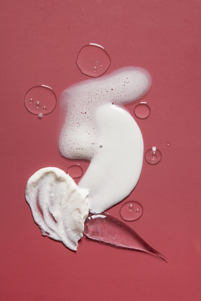 Theo phân tích sữa rửa mặt của chuyên gia da liễu, cleanser là gì được chứng minh qua việc lựa chọn sữa rửa mặt tối ưu và các loại sữa rửa mặt đa dạng trên thị trường.