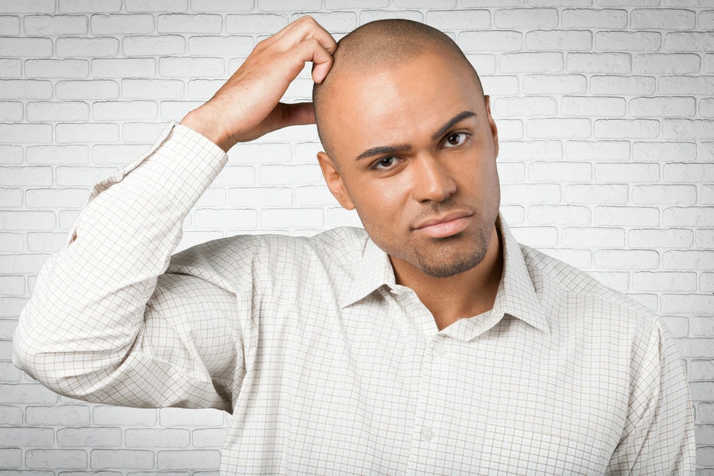 Qua hình ảnh hair loss specialist near me, chúng ta có thể nhận thấy sự tỉ mỉ của Chuyên gia điều trị rụng tóc trong việc phân tích nguyên nhân rụng tóc và đưa ra giải pháp điều trị rụng tóc, qua đó nâng cao chất lượng của Chuyên gia da liễu thẩm mỹ và phục vụ chữa rụng tóc.