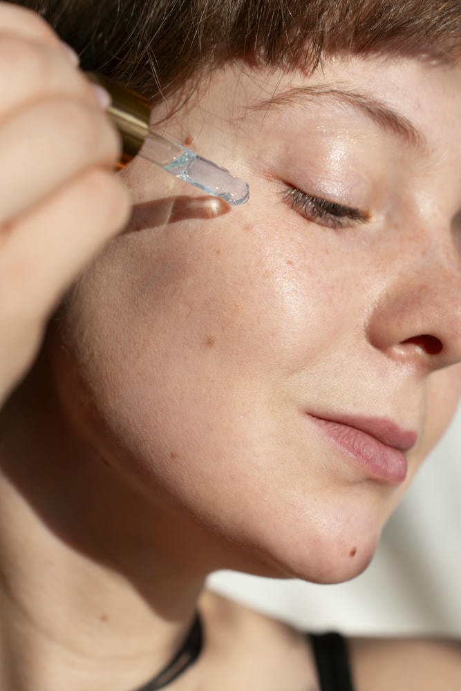 serum nám. Cận cảnh các sản phẩm tái tạo da