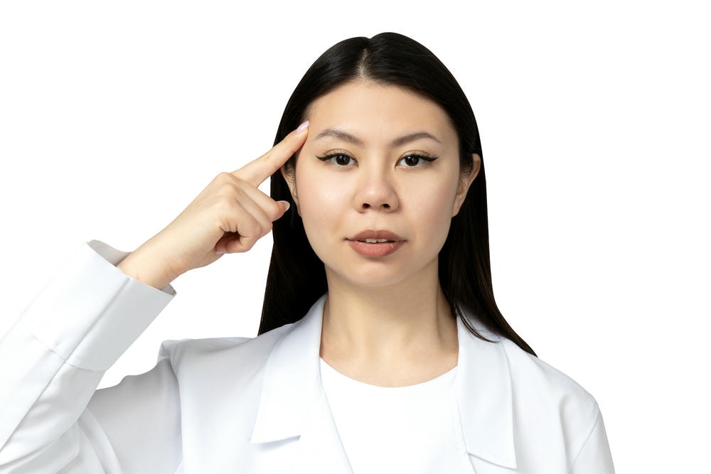 Quá trình ứng dụng công nghệ Thermage trong thermage vùng mắt đem lại khả năng xóa nhăn vùng mắt và nâng cơ mắt, hỗ trợ trẻ hóa da mắt một cách hiệu quả và an toàn.