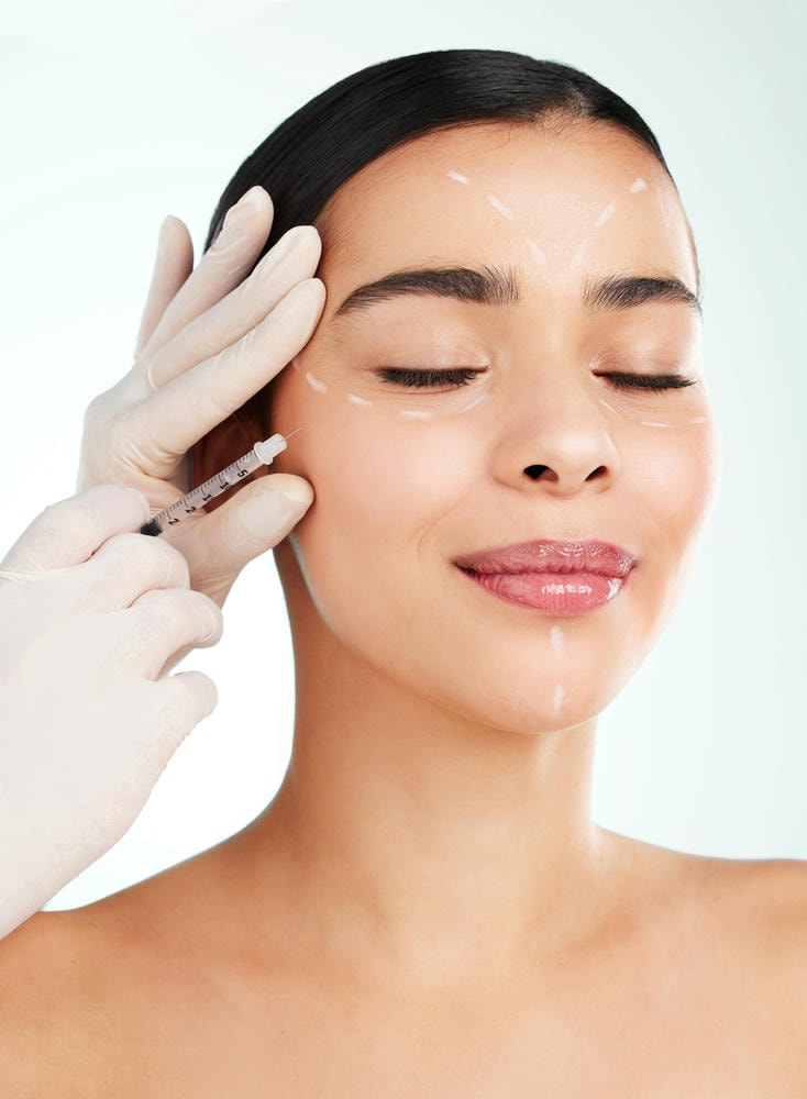 Phân tích các dấu hiệu của rụng tóc sau sinh cho thấy rằng việc đánh giá nguyên nhân rụng tóc sau sinh và áp dụng cách khắc phục rụng tóc sau sinh dưới sự giám sát của chuyên gia da liễu Lona là bước quan trọng trong chăm sóc tóc sau sinh.