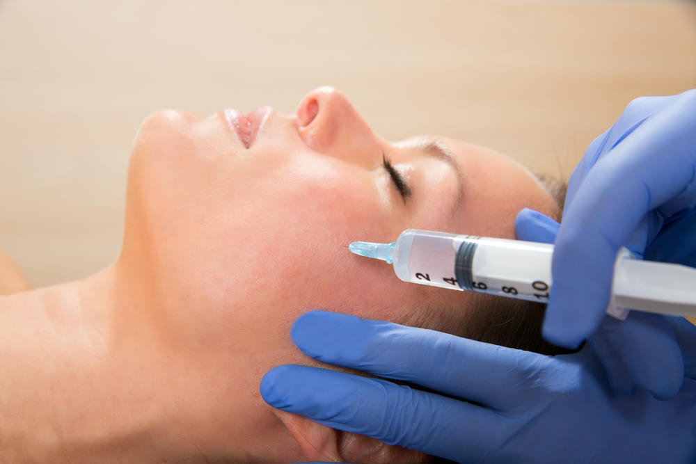 Với vai trò là giải pháp collagen trắng da, sản phẩm được chuyên gia Lona Skin Lab tin dùng nhằm tăng cường độ đàn hồi da, kích thích làm sáng da tự nhiên và hỗ trợ chống lão hóa da hiệu quả.