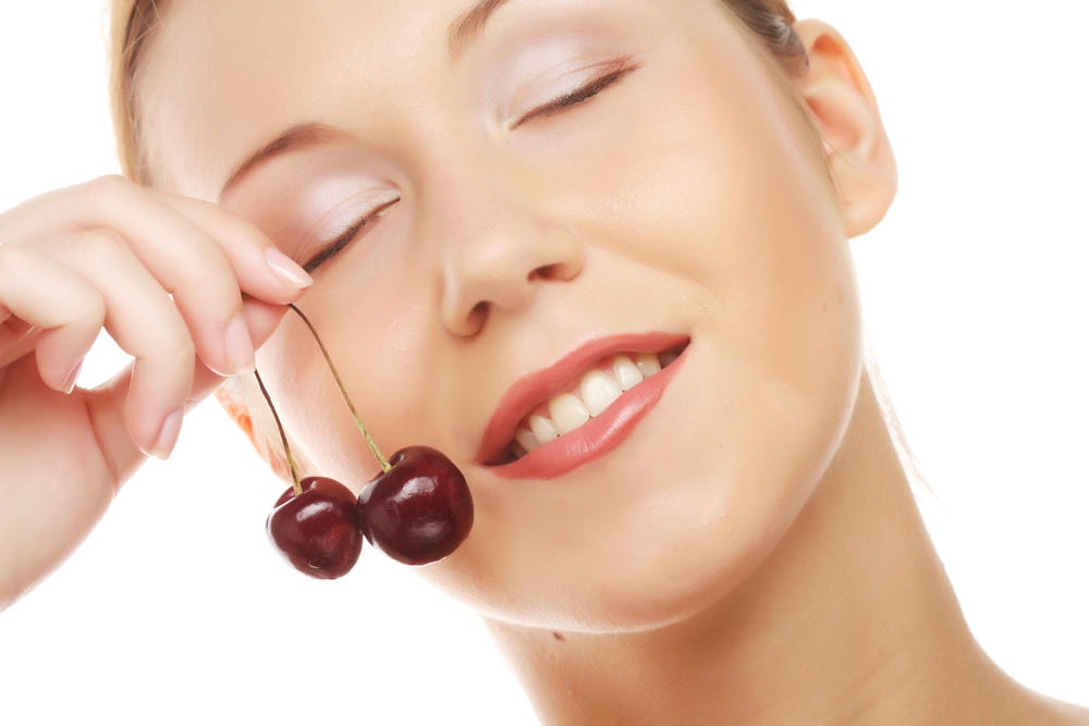 Áp dụng quy trình tiêm môi cherry hiện đại, chuyên gia da liễu thực hiện tiêm filler môi cherry cẩn thận để tối ưu lợi ích tiêm môi cherry, cùng với việc tuân thủ chặt chẽ các lưu ý khi tiêm môi cherry nhằm đảm bảo kết quả tự nhiên và an toàn.