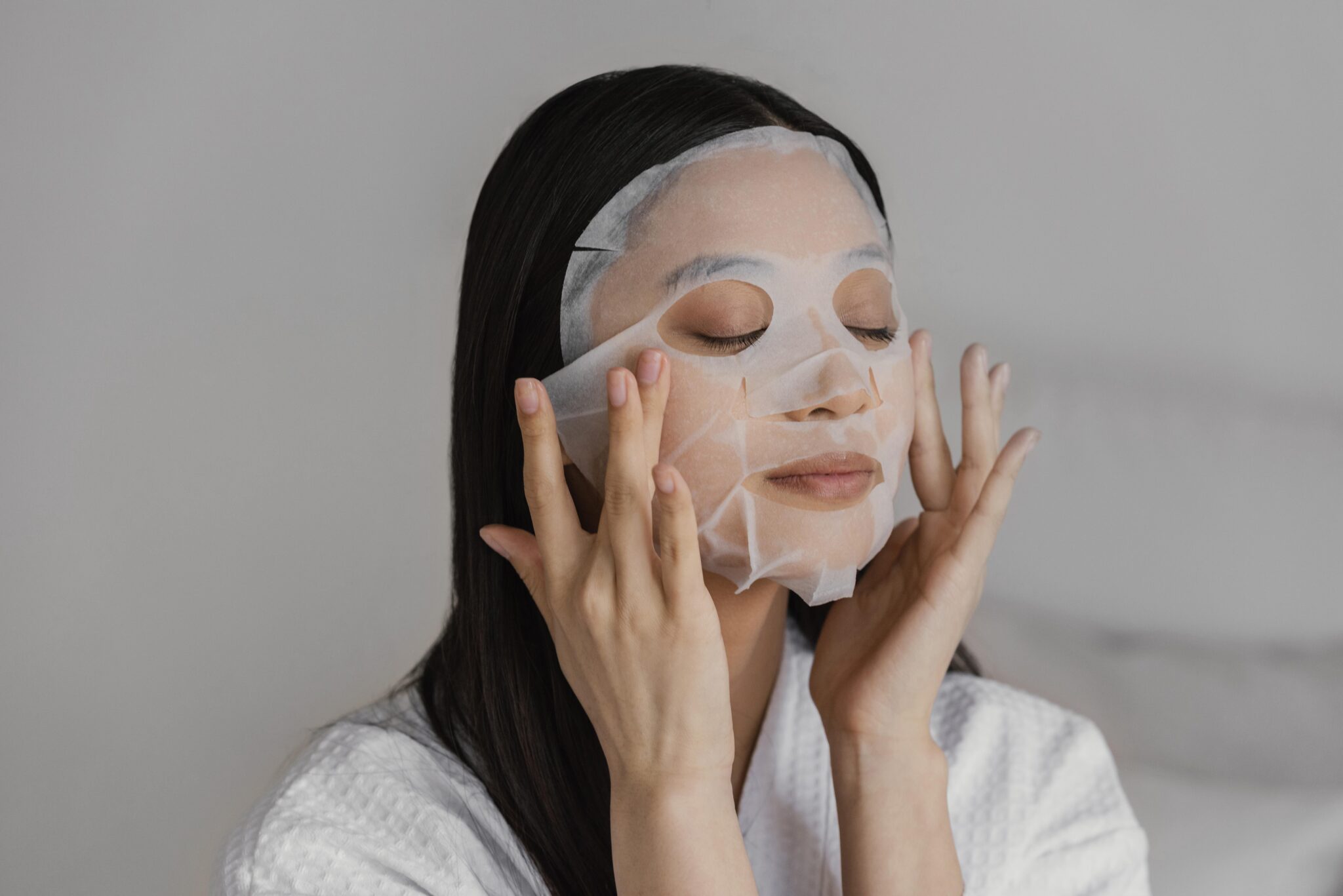 Mask giấy chăm sóc da chứa Công dụng Arginine giúp làm dịu da
