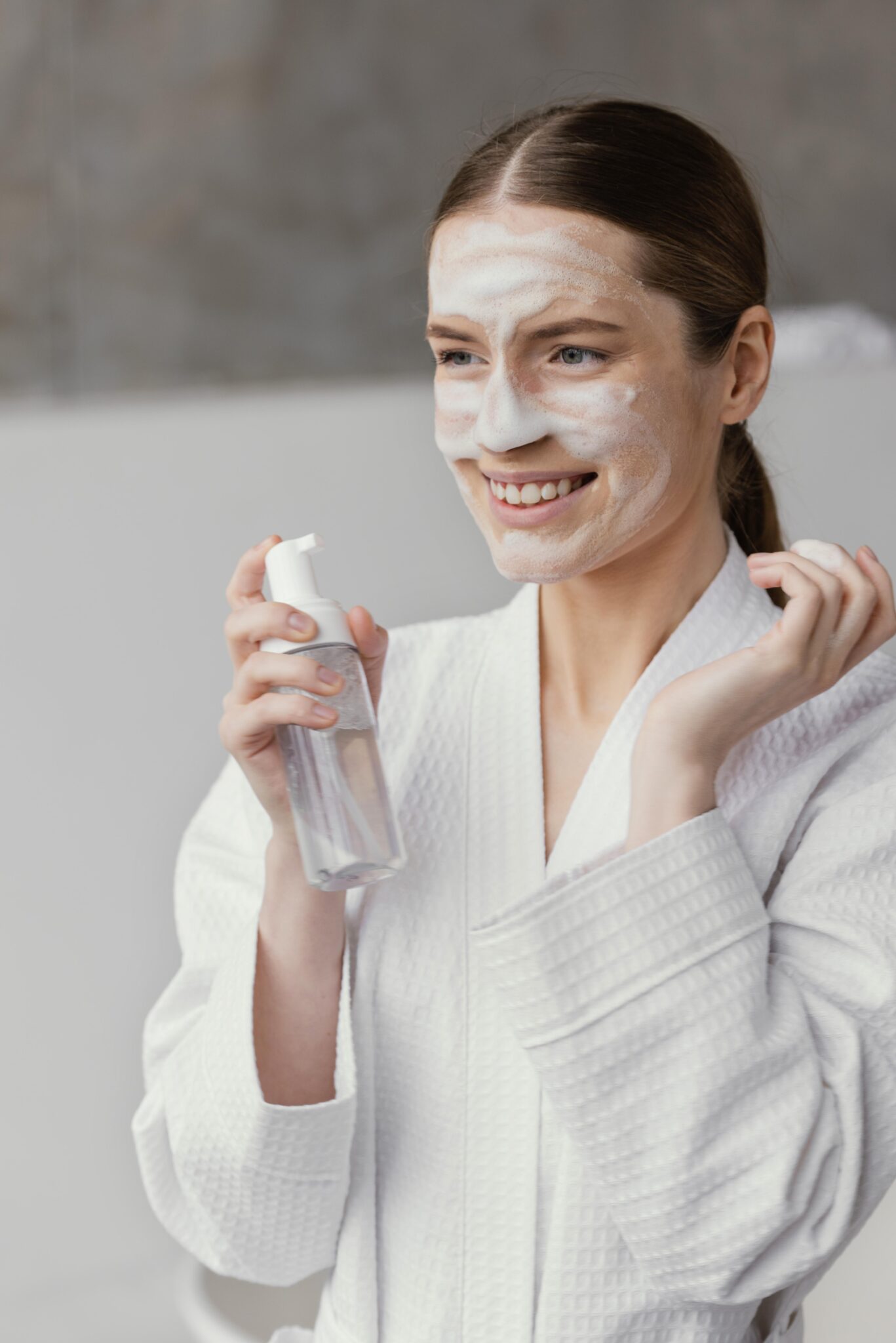 Serum Tightening Juliette Armand, HA SkinCeuticals, căng da tức thì, bí quyết làn da trẻ trung, dưỡng da mịn màng