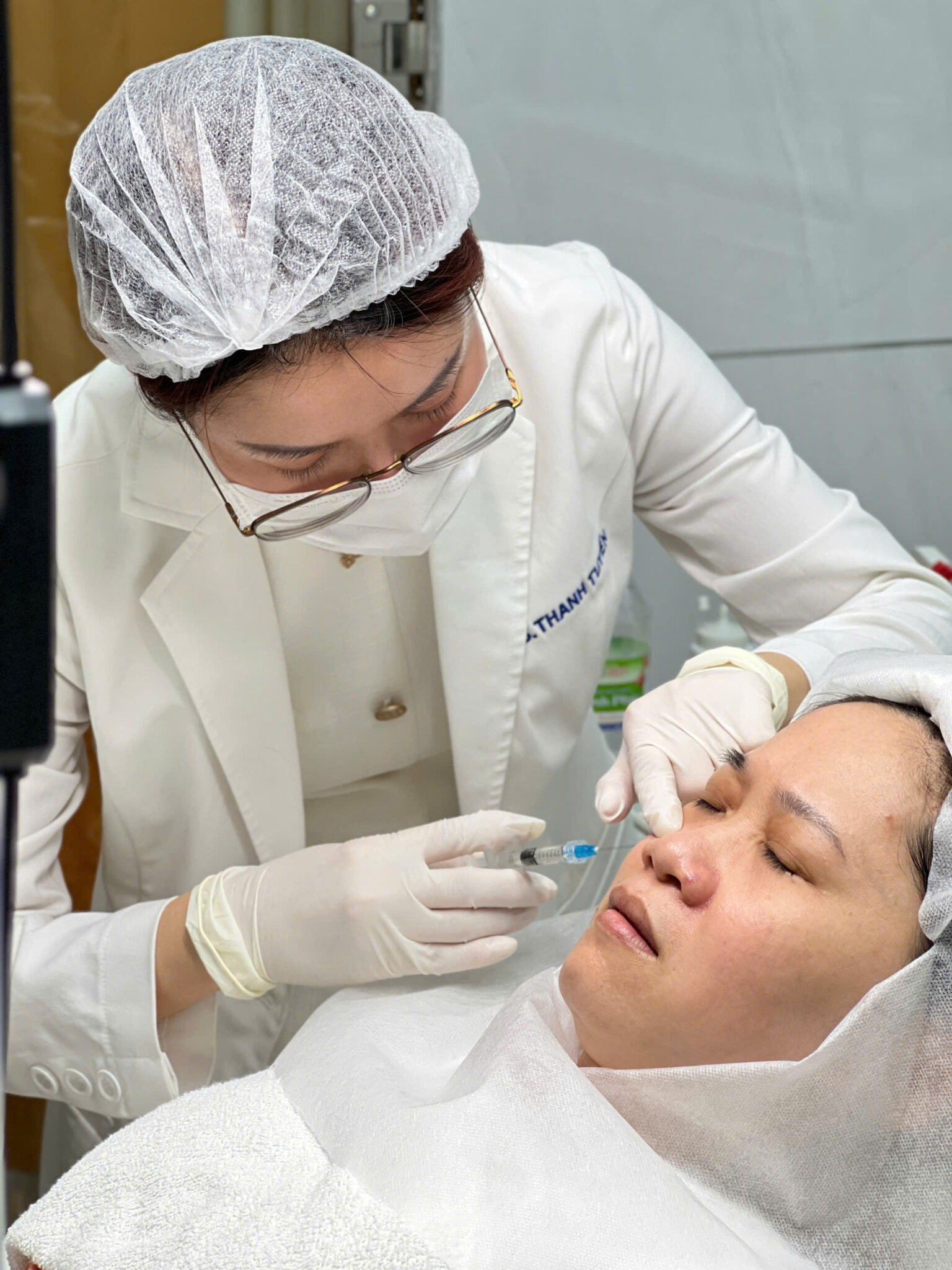 15 điểm tiêm Karisma