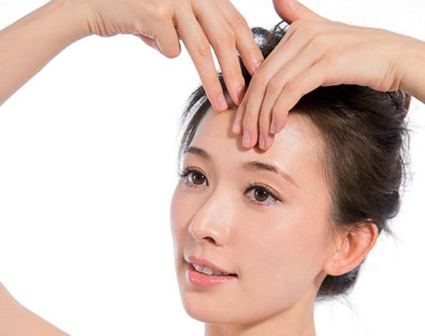 Các sản phẩm bôi tại nhà nào thật sự có thể giảm nếp nhăn trên trán?