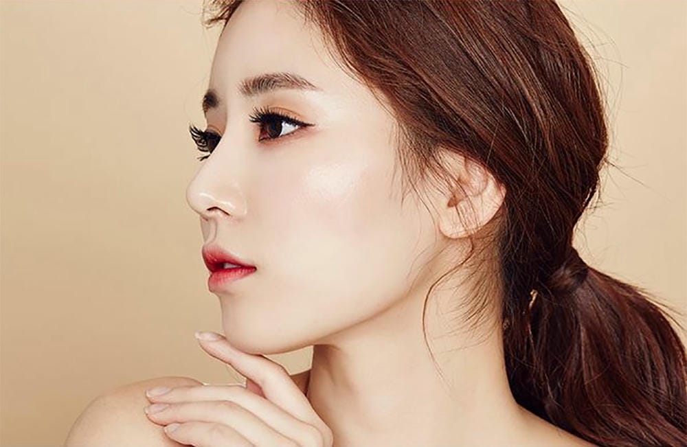 Nên chọn loại filler hoặc chất tăng sinh nào cho cằm đẹp — Lona Skin Lab khuyến nghị?