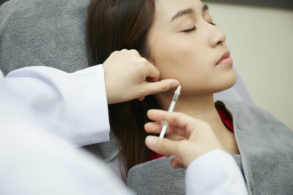 Nếu có biến chứng, dấu hiệu nào cần phải điều trị kịp thời?