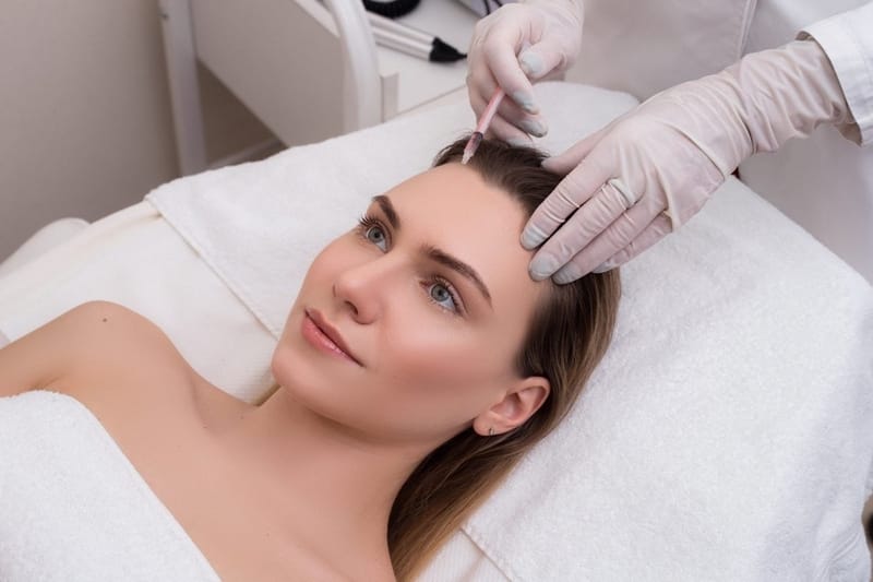 Chăm sóc sau tiêm — massage và kiêng khem
