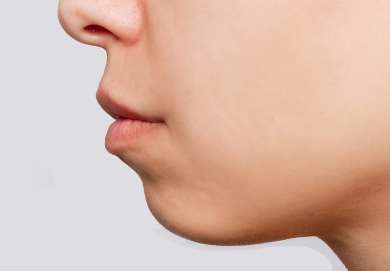 PRP, tiêm máu tự thân và các liệu pháp nhạy cảm — tại sao cần cẩn trọng?