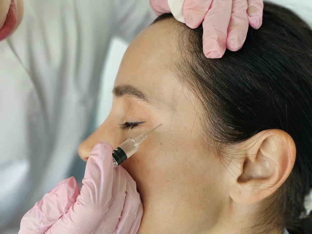 Làm sao để chọn nơi tiêm uy tín và giảm rủi ro?