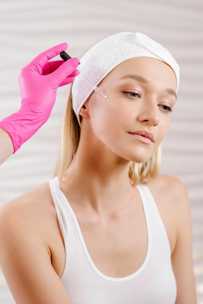 Botox, filler, PRP, tiêm truyền dưỡng chất — Nên tiêm ASAP cho loại nào?