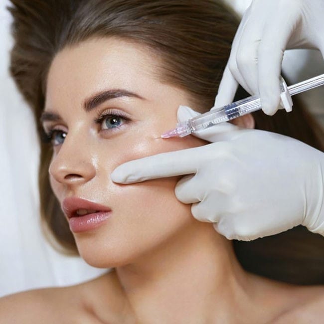 Lona Skin Lab có thể giúp gì và khi nào nên tới khám?