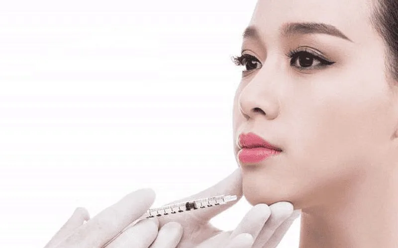 Quy trình chăm sóc và lịch theo dõi sau tiêm filler cằm — Cụ thể cần làm gì từng mốc thời gian?