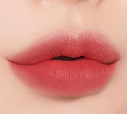Làm thế nào để giảm tối đa rủi ro trước khi tiêm filler môi trái tim?