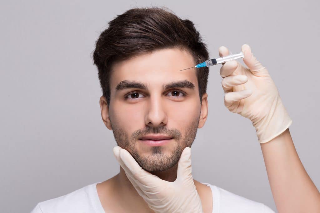 So sánh nhanh: tiêm filler mũi vs phẫu thuật (rhinoplasty) cho nam