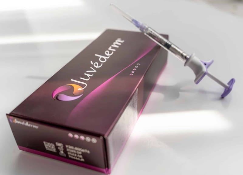 Juvederm giữ lâu nhờ cơ chế gì — chất lượng filler quan trọng ra sao?