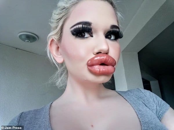 Vật dụng và an toàn tối thiểu cần có tại phòng tiêm