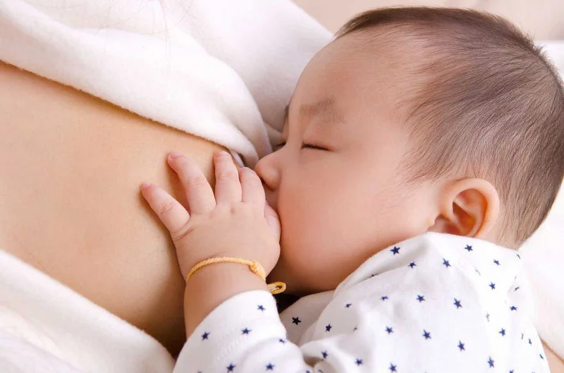Khi nào có thể tiêm filler trở lại sau sinh và cai sữa?