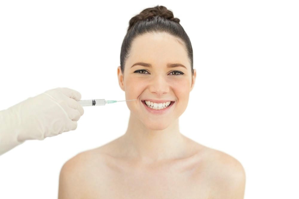 Nếu không kiêng cữ: biến chứng filler rãnh cười và khi nào phải xử trí ngay?