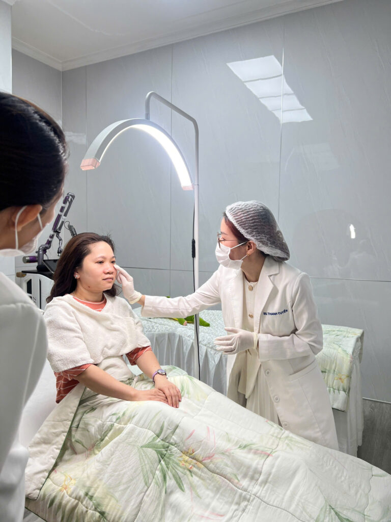 Ảnh minh họa phục hồi da tổn thương qua ISOV phục hồi tổn thương, sản phẩm ISOV và chăm sóc da sau điều trị